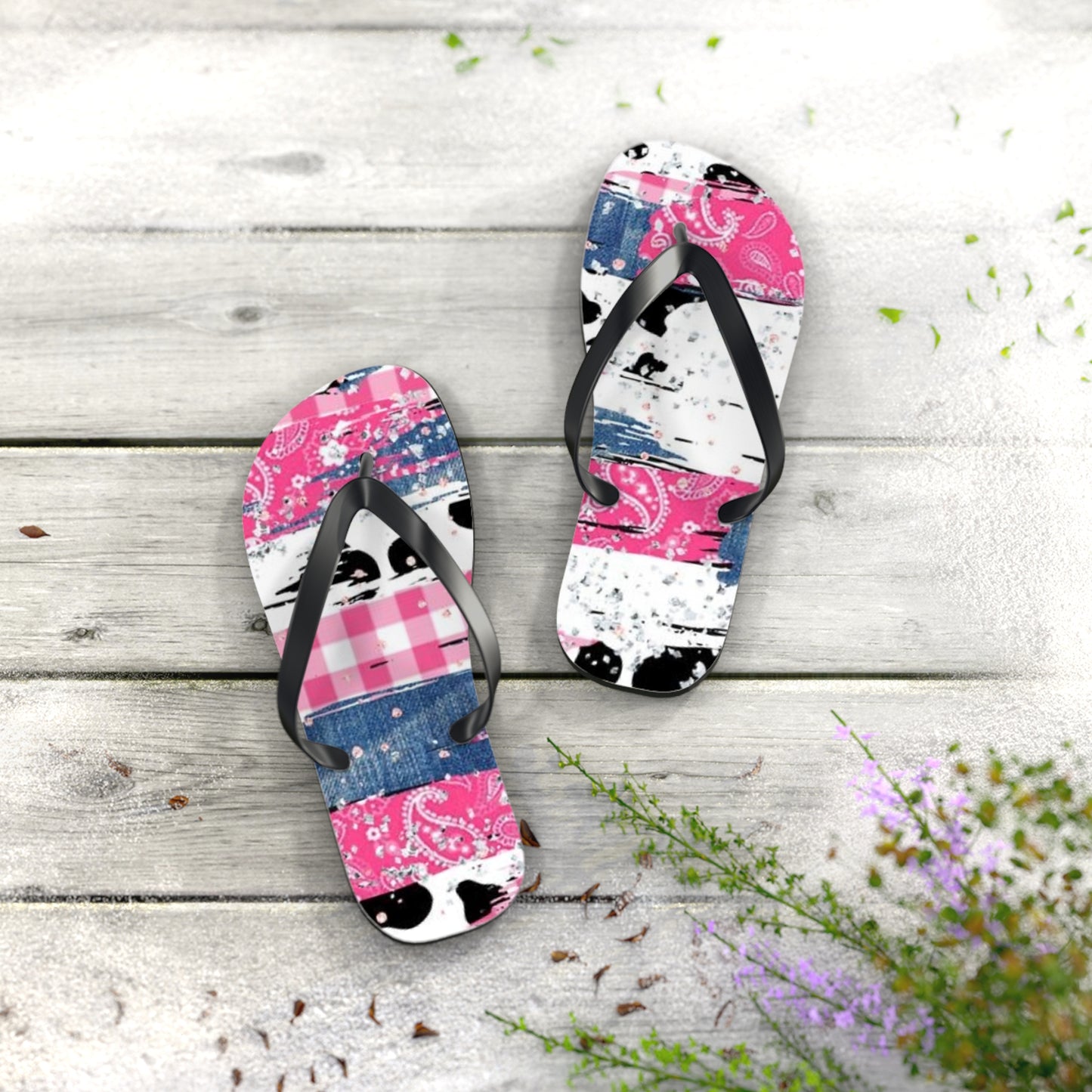 Trendy Pink Bandana Flip Flops - Stylish Summer Footwear for Beach & Casual Outings