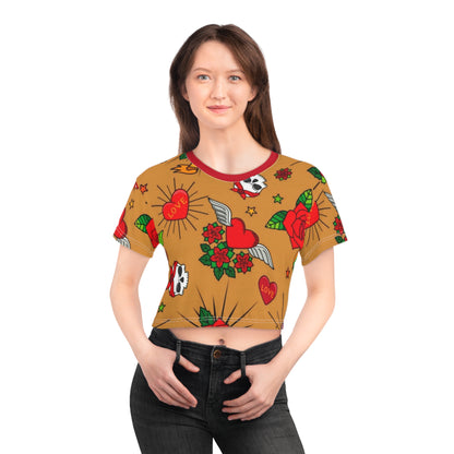 Love Skull & Rose Crop Tee – Tattoo Chic Graphic Top for Festivals & Casual Wear