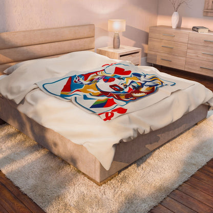 Queen of Hearts Pop Art Plush Blanket — Colorful Marilyn-Inspired Velveteen Throw