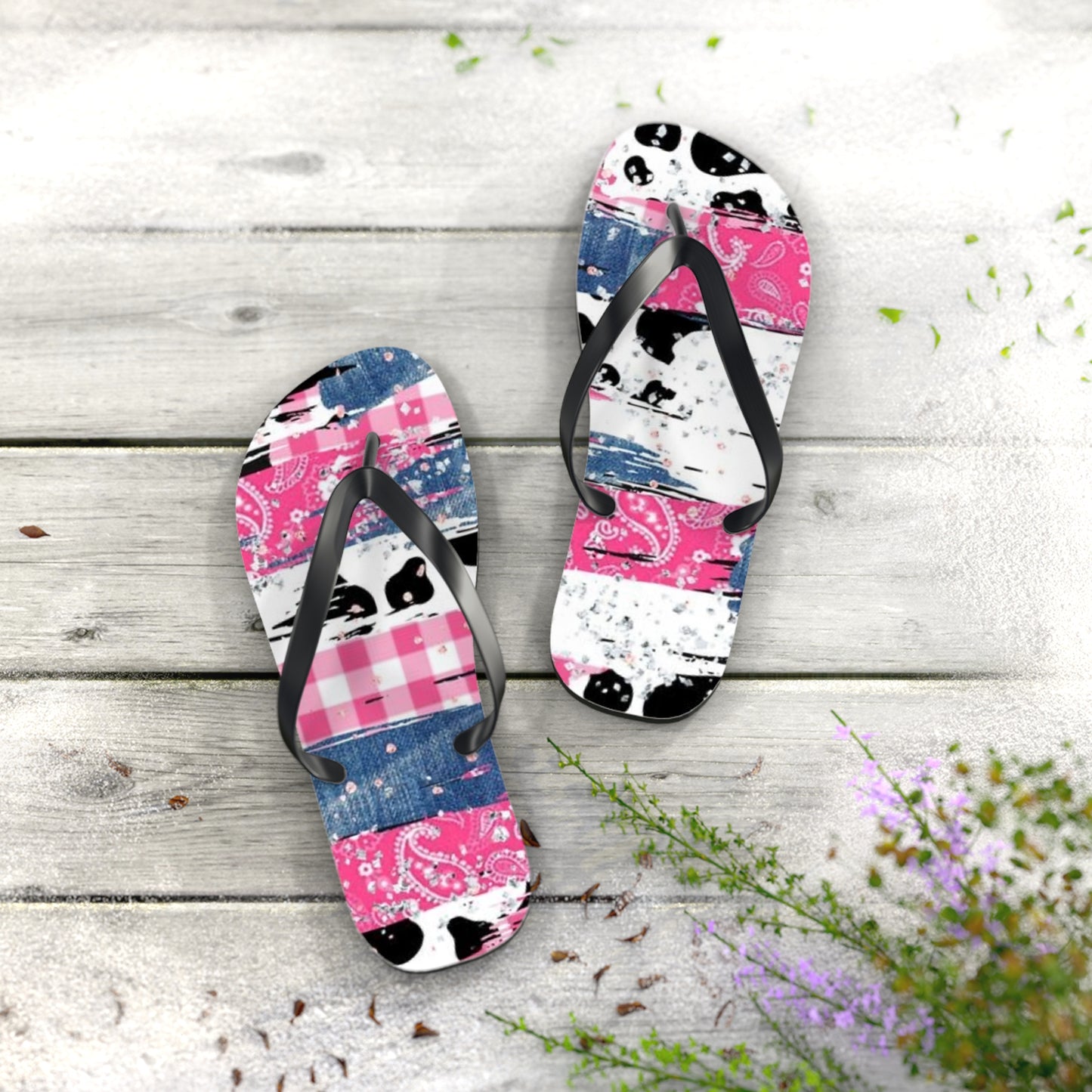 Trendy Pink Bandana Flip Flops - Stylish Summer Footwear for Beach & Casual Outings