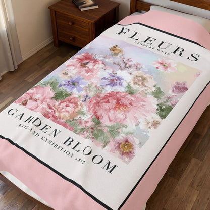 Floral 'Fleurs Garden Bloom' Velveteen Plush Blanket