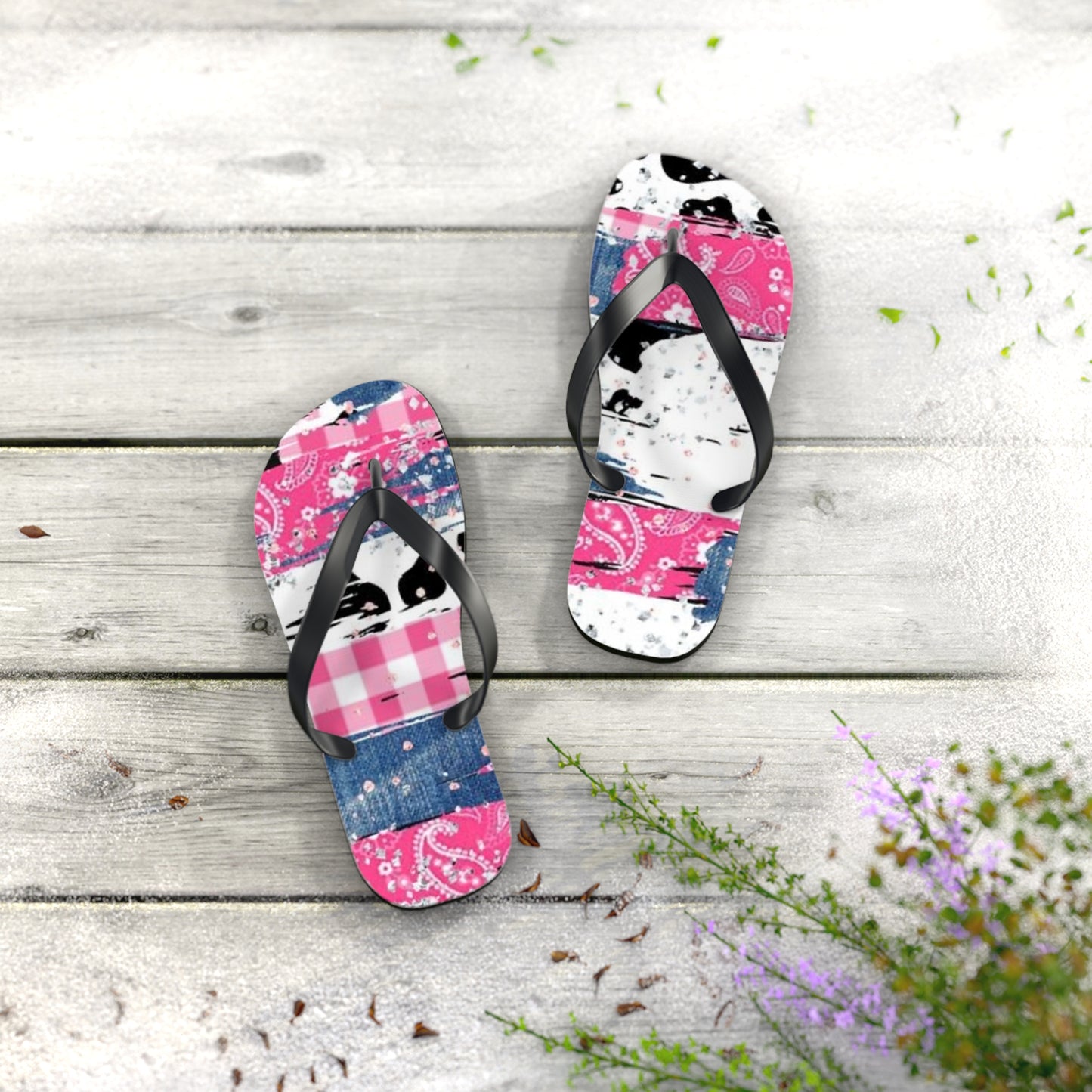 Trendy Pink Bandana Flip Flops - Stylish Summer Footwear for Beach & Casual Outings