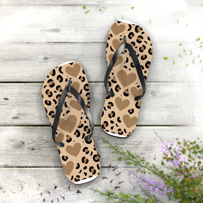 Leopard Print Heart Flip Flops – Trendy Summer Sandals for Beach and Casual Wear