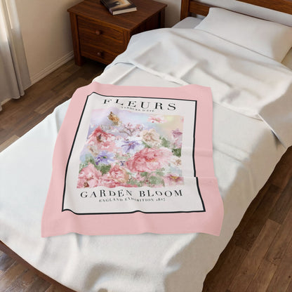 Floral 'Fleurs Garden Bloom' Velveteen Plush Blanket
